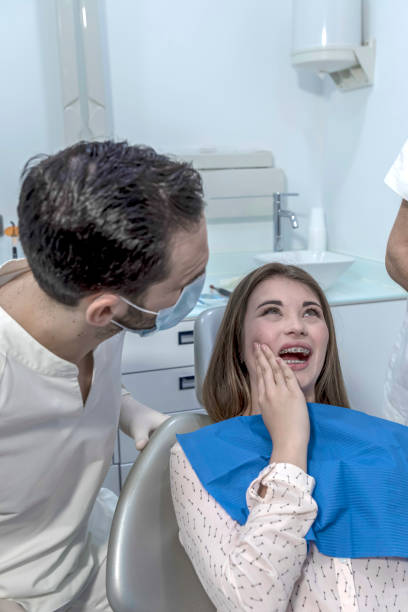 Best Emergency Dental Care for Broken or Chipped Teeth in Capron, IL